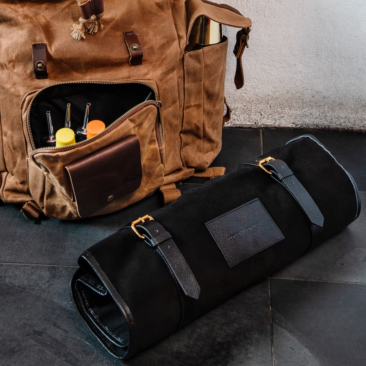 BARWARE ROLL-UP – BLACK CANVAS