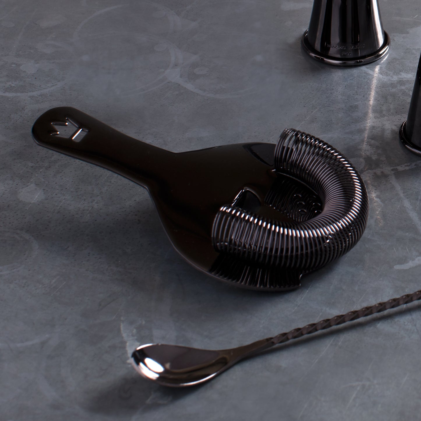 KORIKO® HAWTHORNE STRAINER / GUNMETAL BLACK