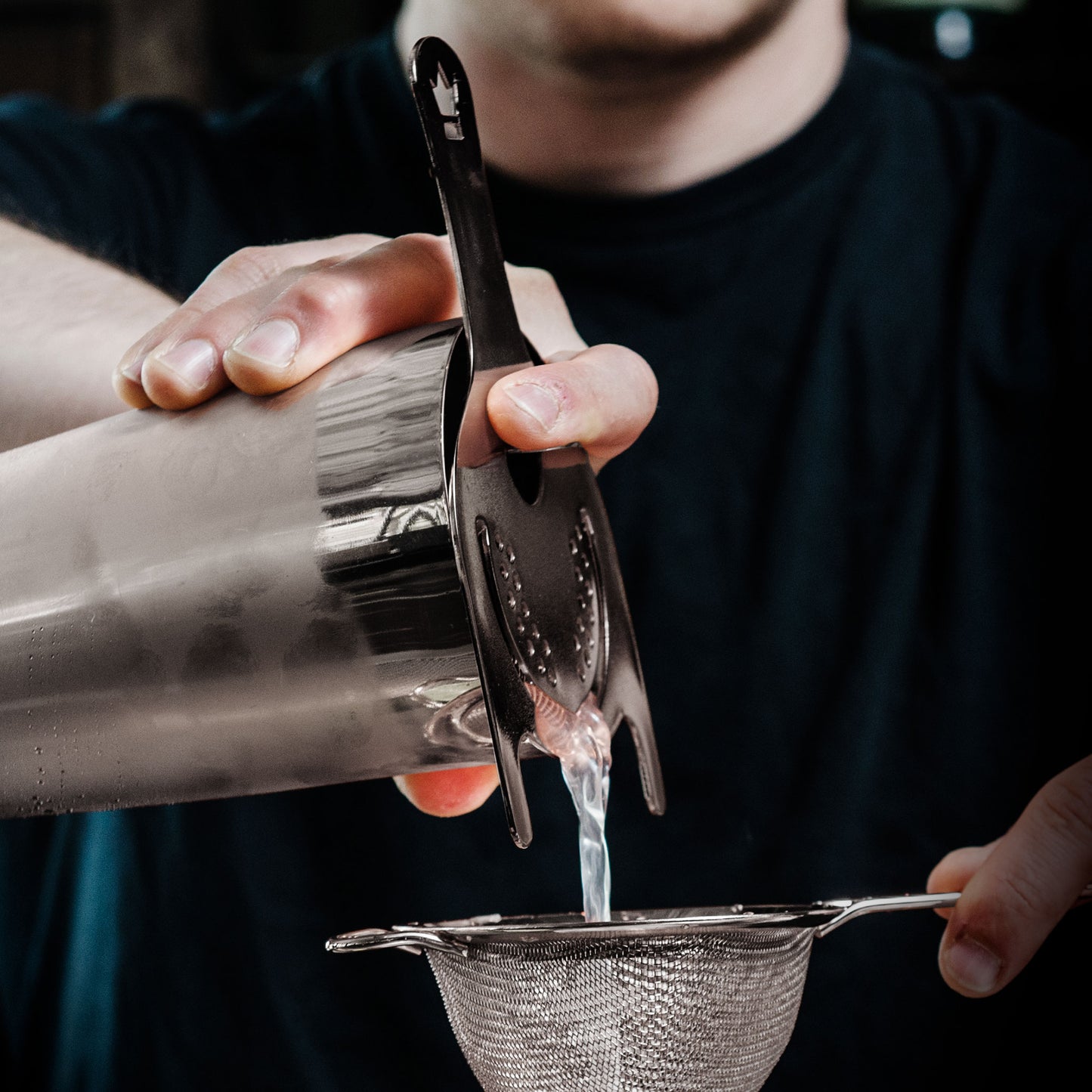 KORIKO® 2-PRONG COCKTAIL STRAINER / GUNMETAL BLACK