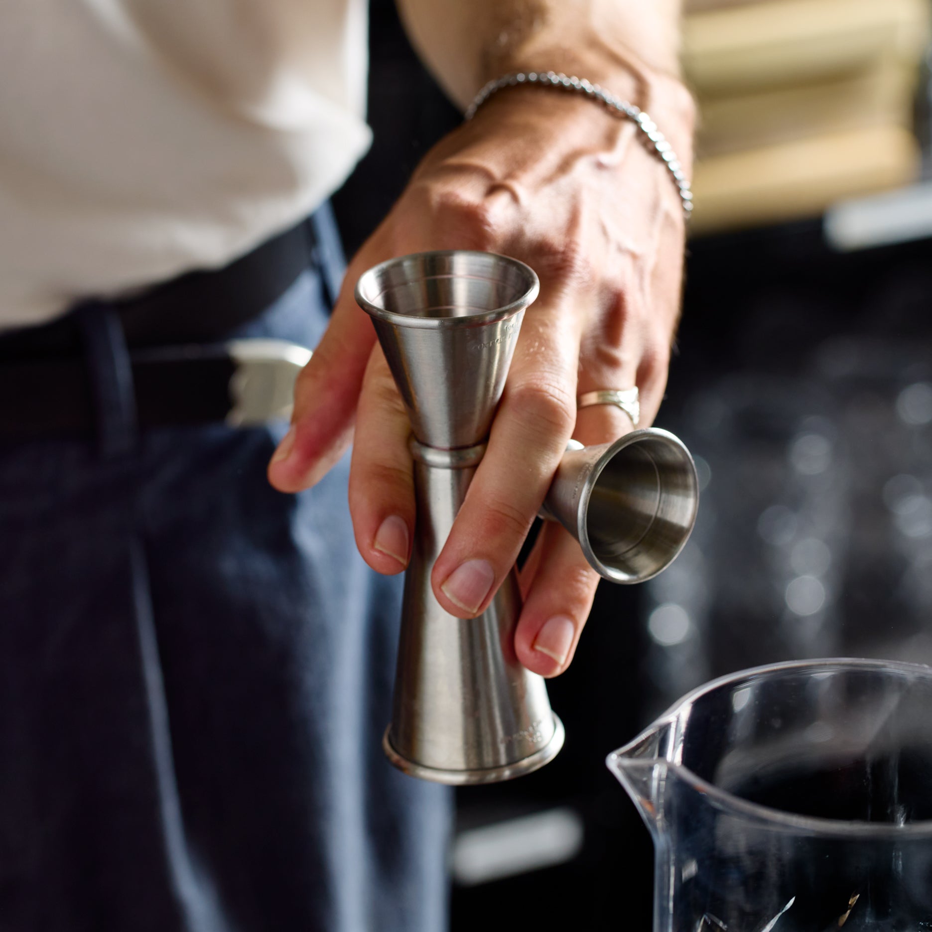 JAPANESE STYLE JIGGER / STAINLESS STEEL – 1oz / 2oz – Cocktail Kingdom