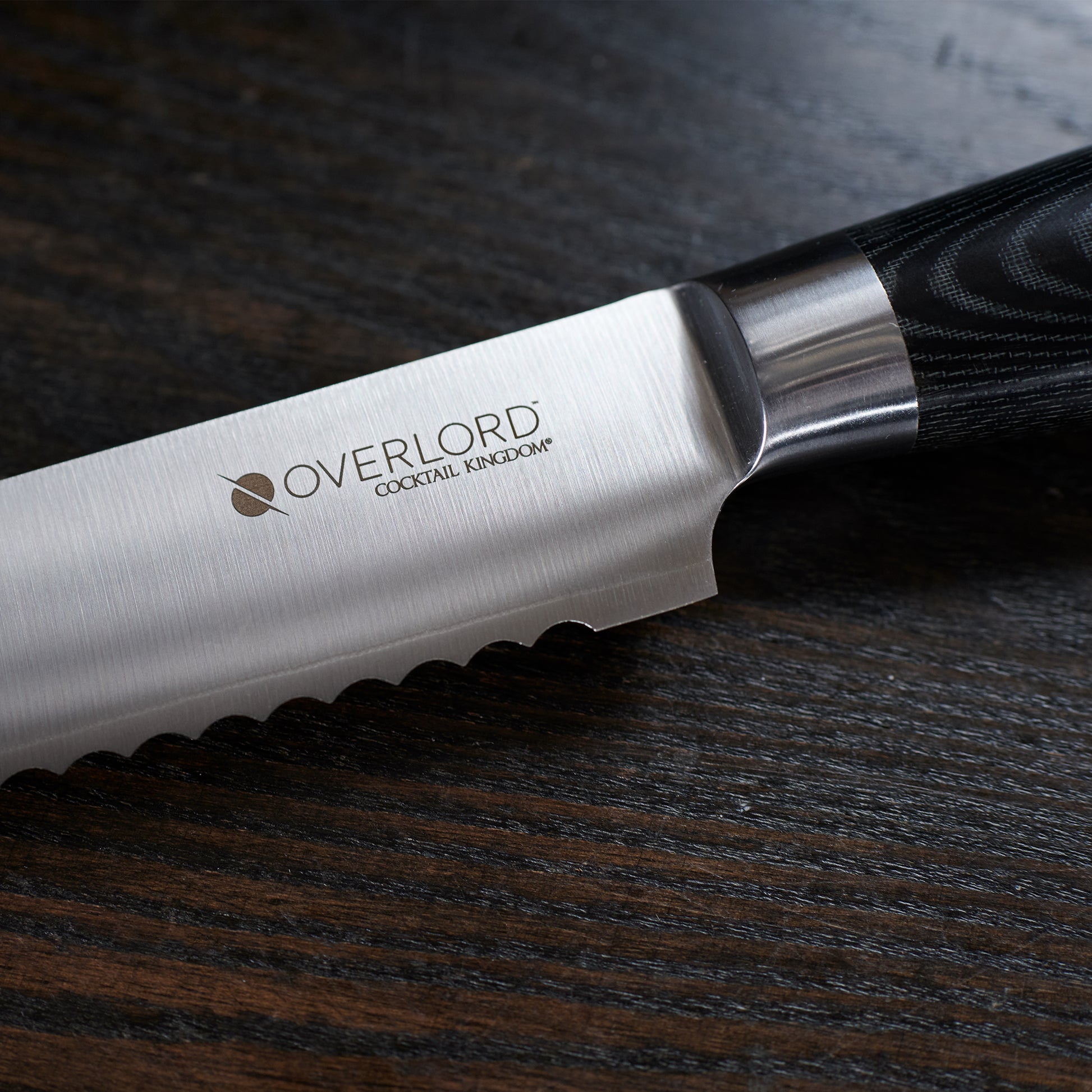 OVERLORD™ 8” SERRATED KNIFE – COMPOSITE HANDLE